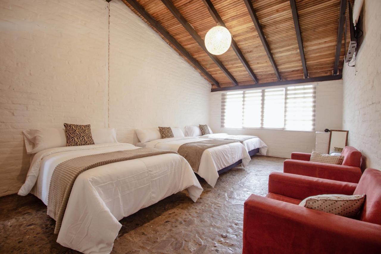Rustic Quinta La Aurora Bed & Breakfast Banos  Bagian luar foto