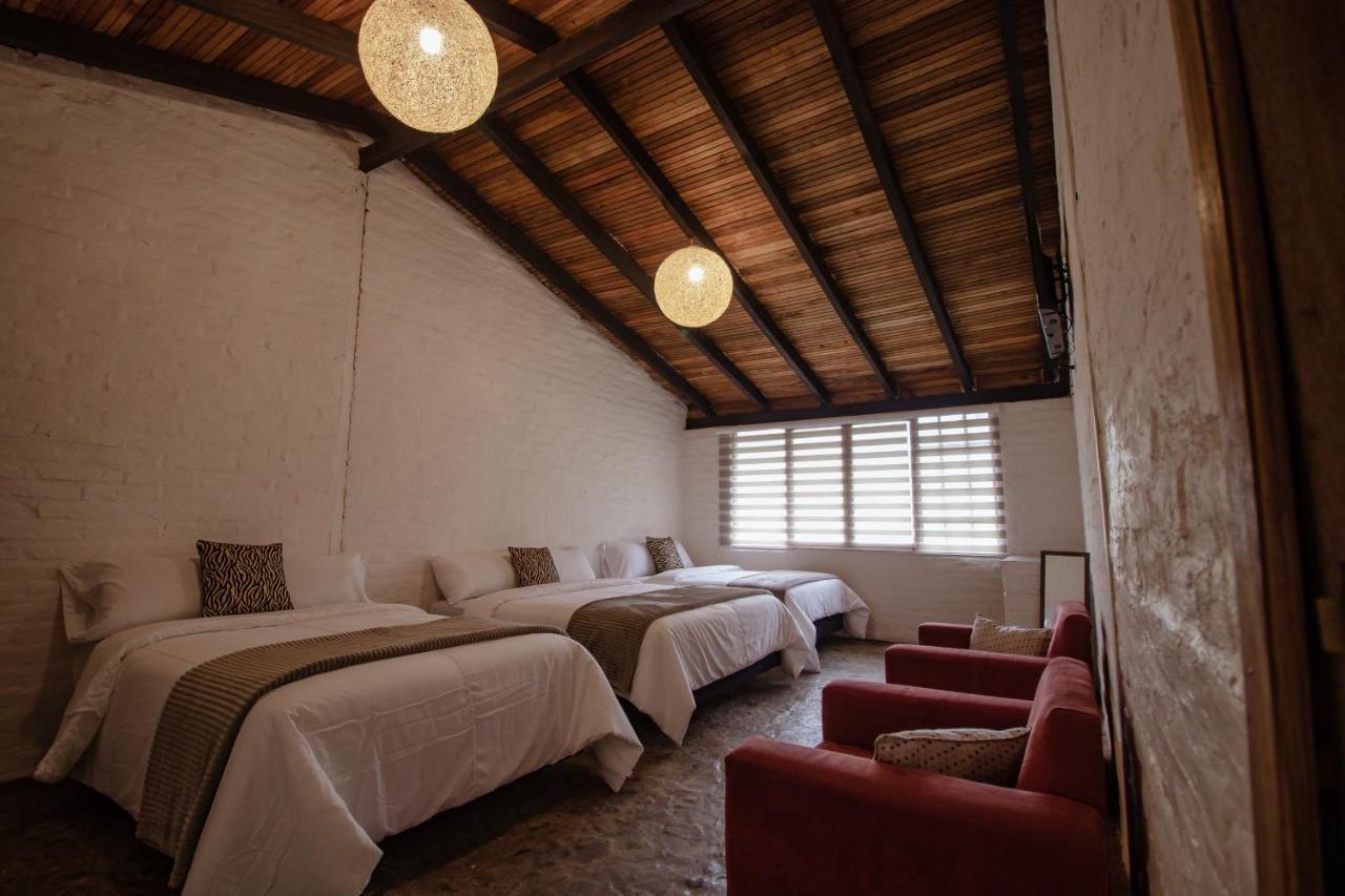 Rustic Quinta La Aurora Bed & Breakfast Banos  Bagian luar foto
