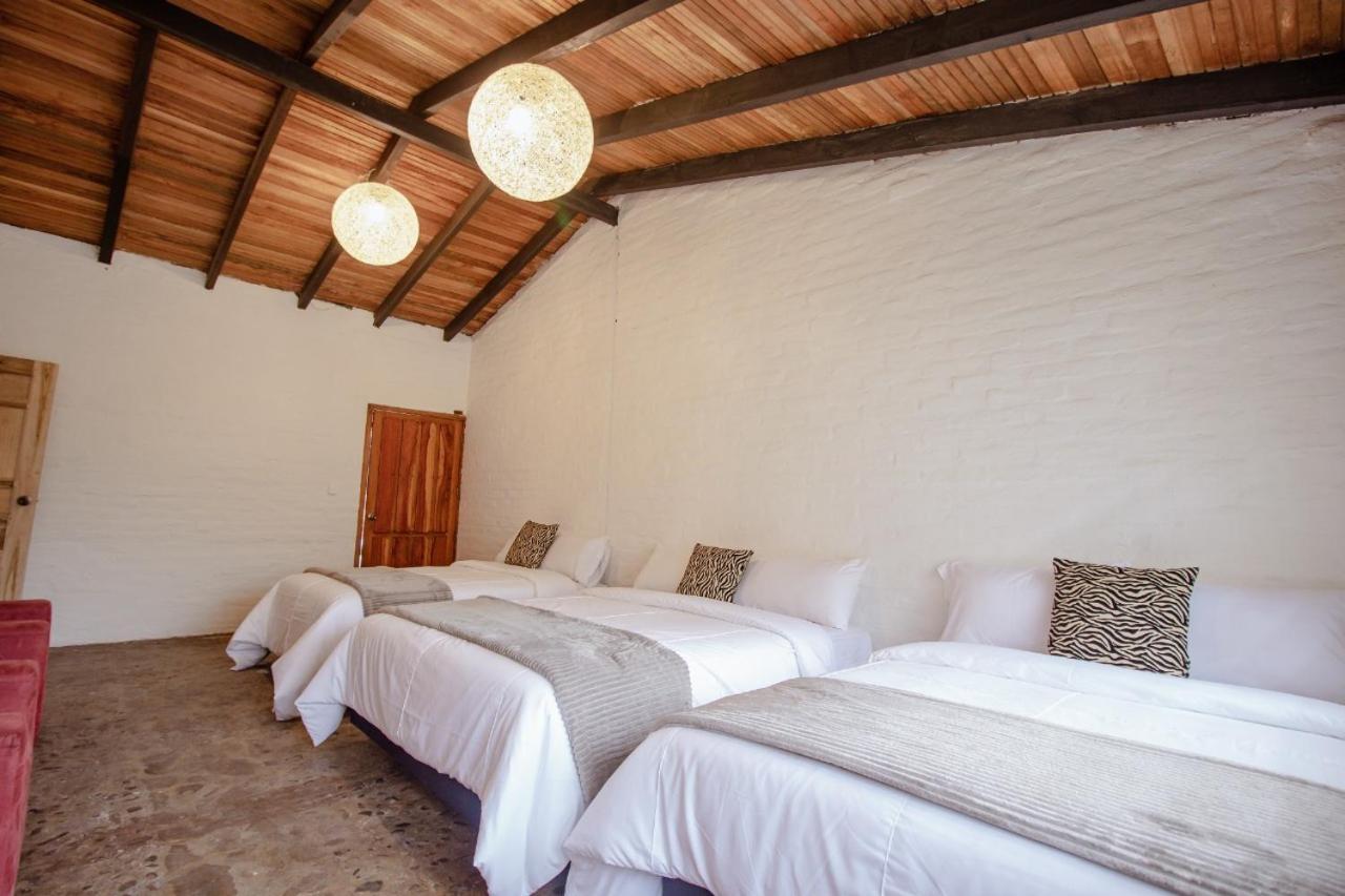 Rustic Quinta La Aurora Bed & Breakfast Banos  Bagian luar foto