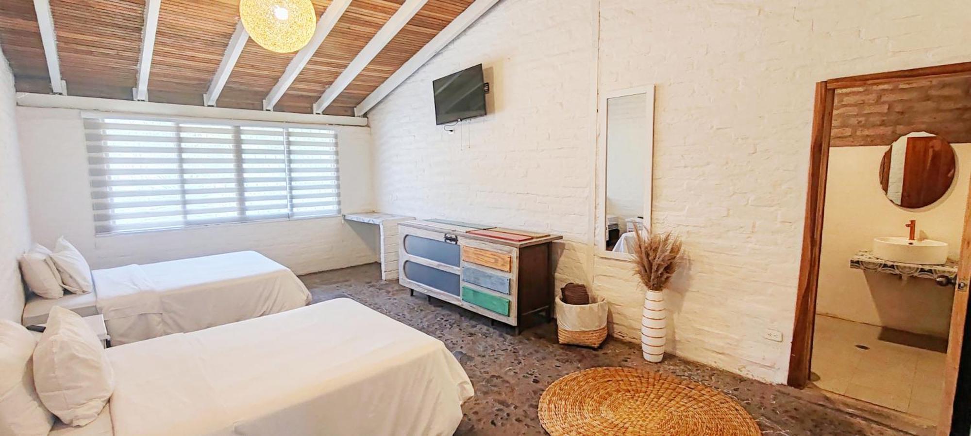 Rustic Quinta La Aurora Bed & Breakfast Banos  Bagian luar foto